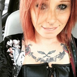 Meet your Posher, Amanda